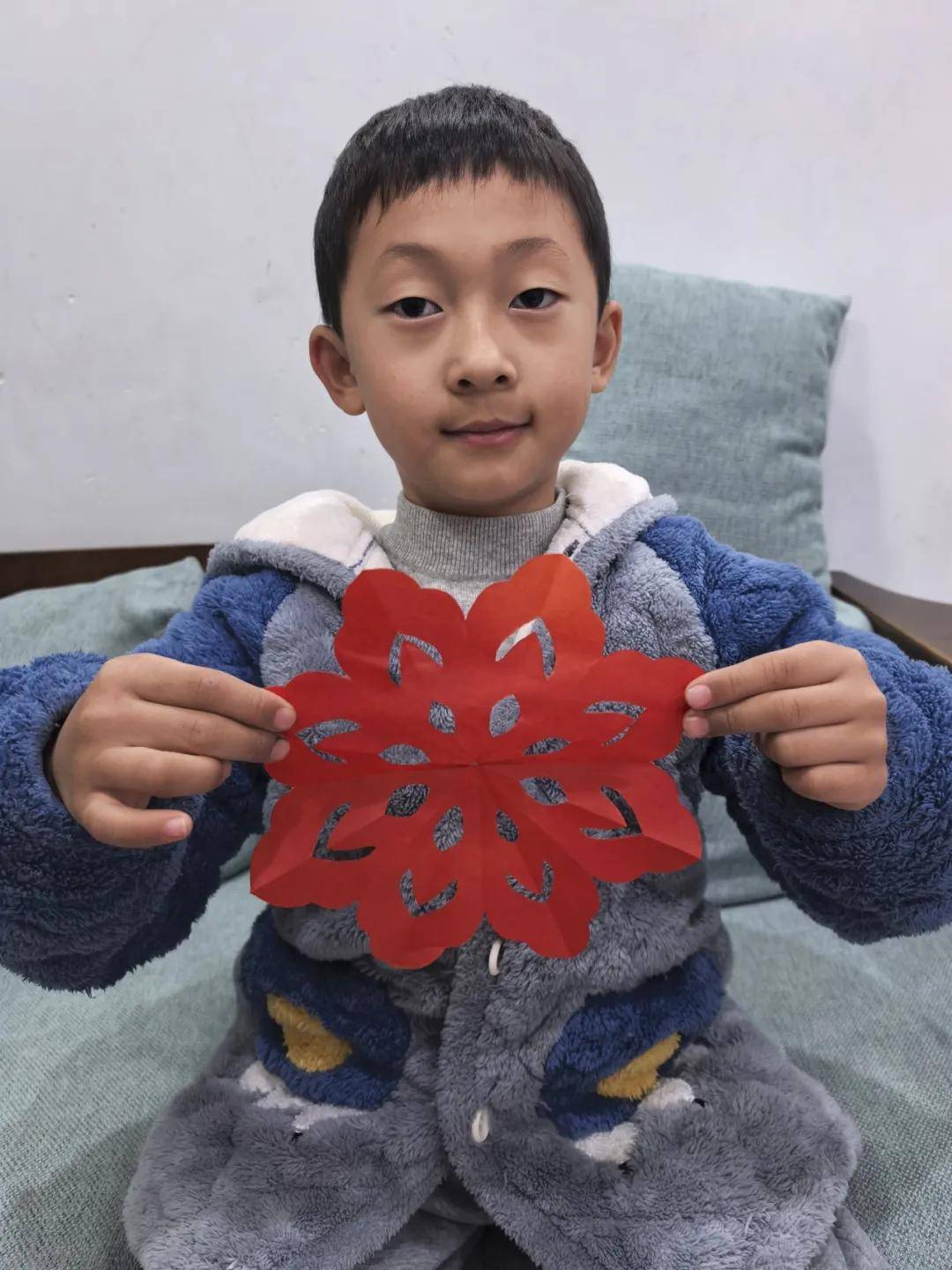 蘇州市三元實驗小學校開展“剪紙納福迎新春”活動