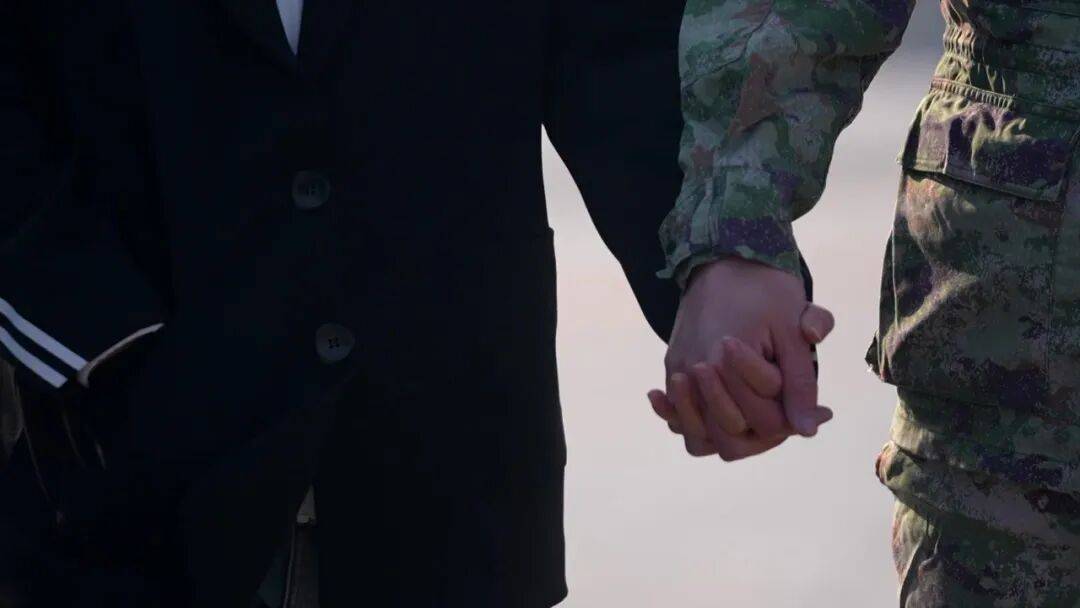 與100多名女性保持曖昧關係！冒充假飛行員，“海王”徐某被抓！