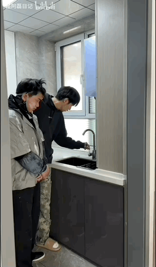 裝修“奇葩集”，為了省錢...找朋友裝修，結果我瘋了