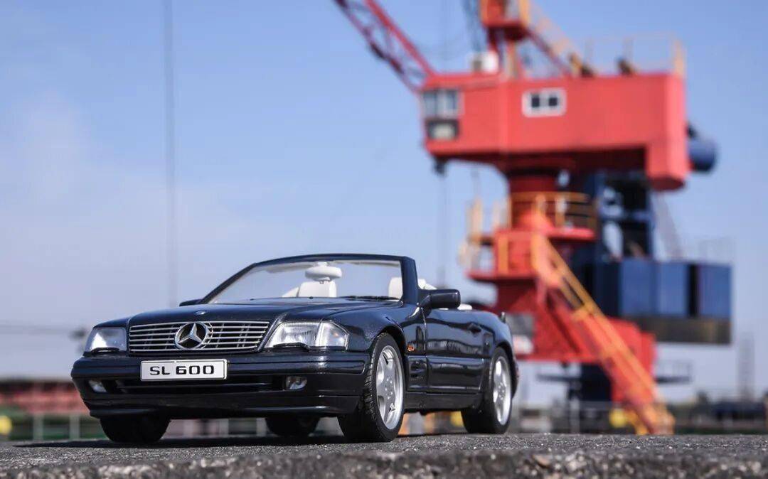 祝各位輪語人，新年越來越帥，荷包越來越厚，收藏越來越有品味！